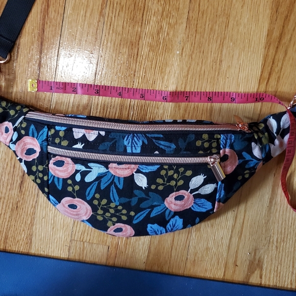 EUC handmade fanny pack - Picture 4 of 7